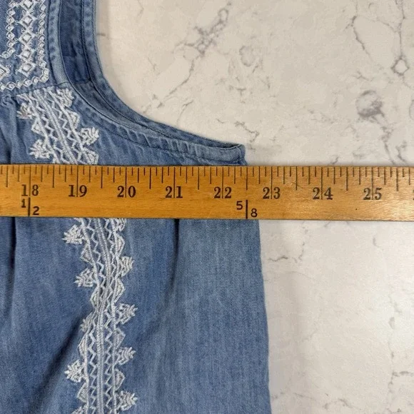 J. Jill Denim Embroidered Floral Chambray Denim Sleeveless Shirt Tank Top XL - Picture 9 of 12